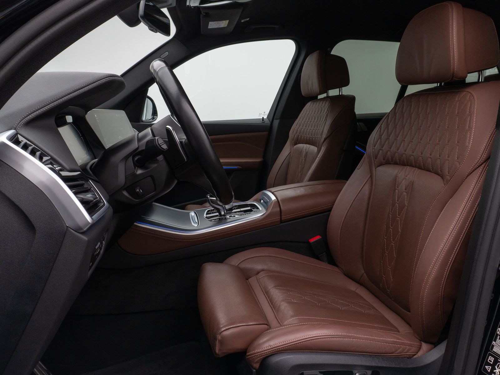 Fahrzeugabbildung BMW X5 xD40d M Sport 360° Laser HUD DAB Individual