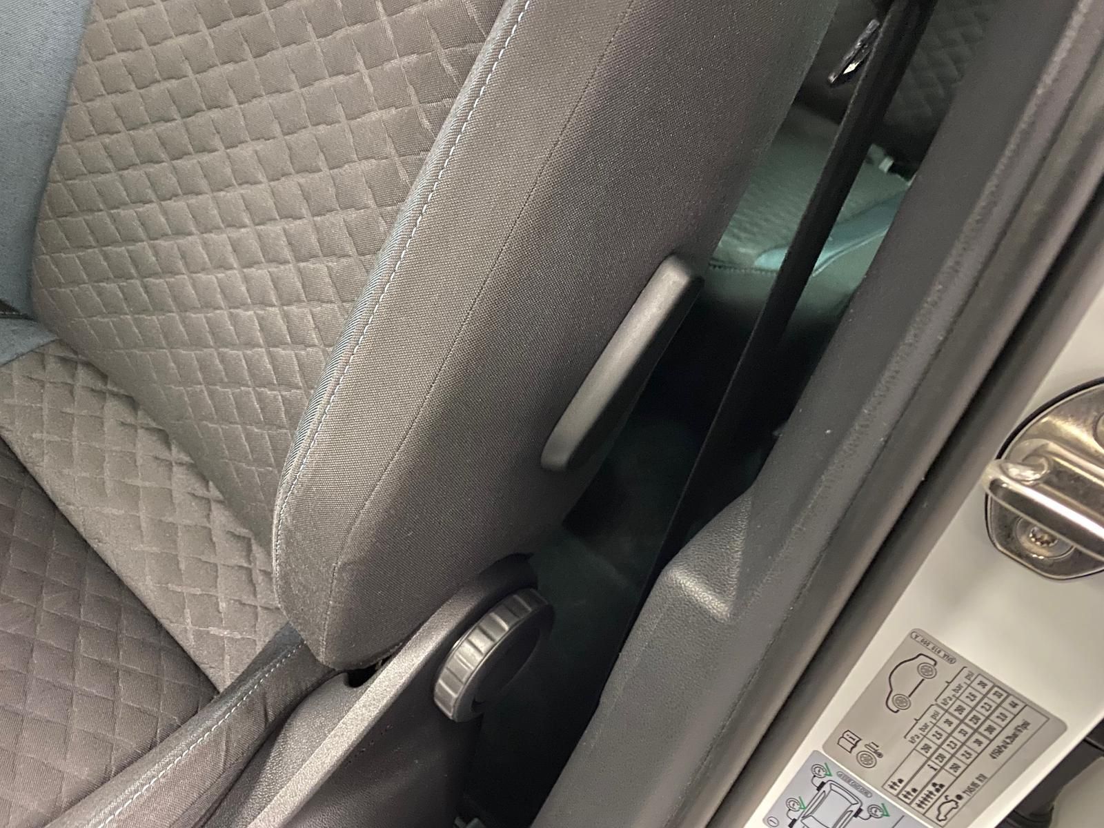Fahrzeugabbildung Volkswagen Tiguan 2.0 TDI +AHK+APP+ALLWETTER+KLIMA+ACC