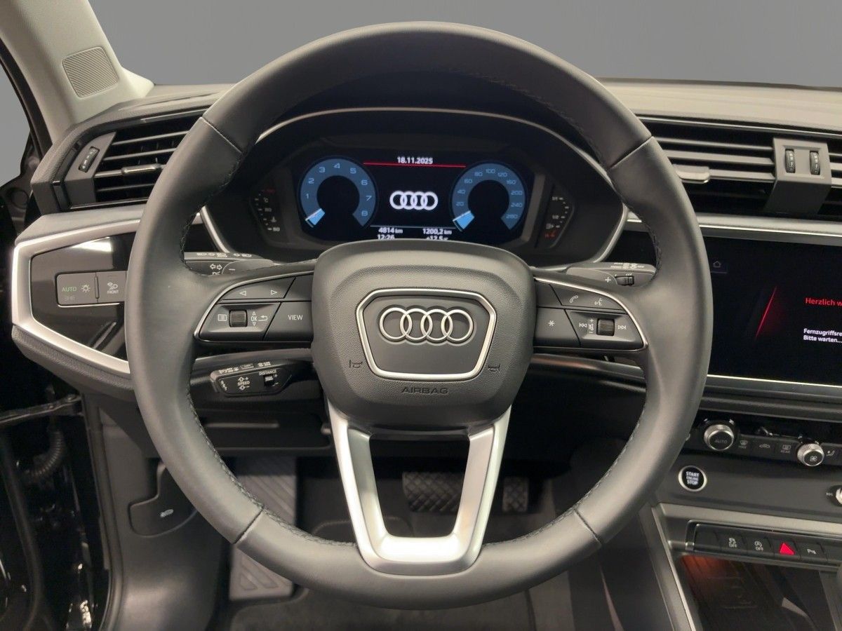 Audi Q3 - Bild 12