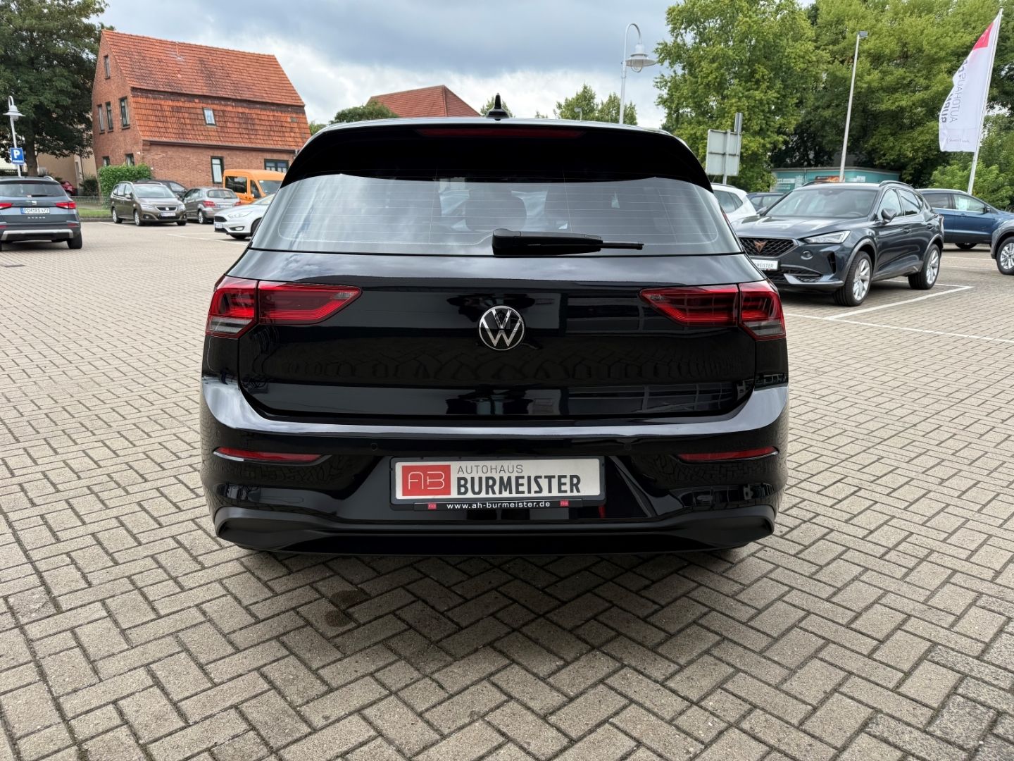 VW Golf VIII Life eTSI 1.5 EU6d-T 8 Limousine - Image 5