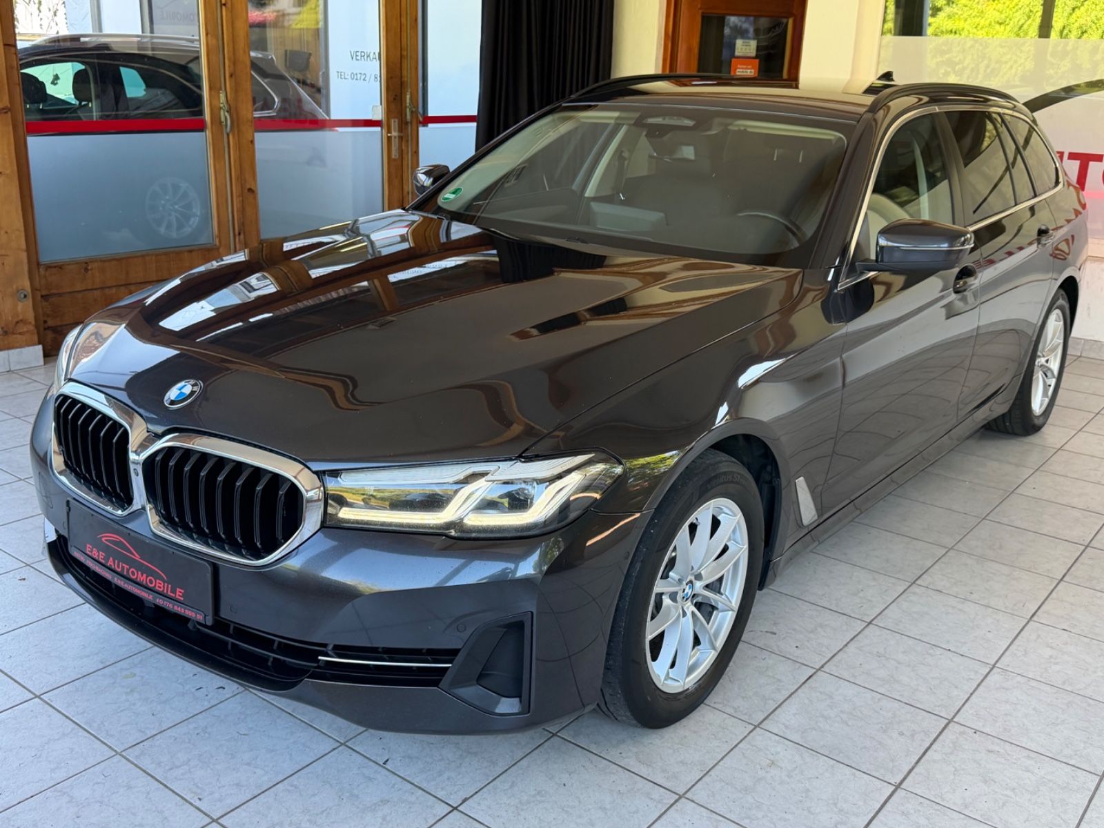 BMW 520 d xDrive Touring |LED|AHK|360°|LEDER|EURO6| imagem 2