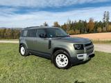 Land Rover Defender 110 - Offroad König mit Stil & Komfort