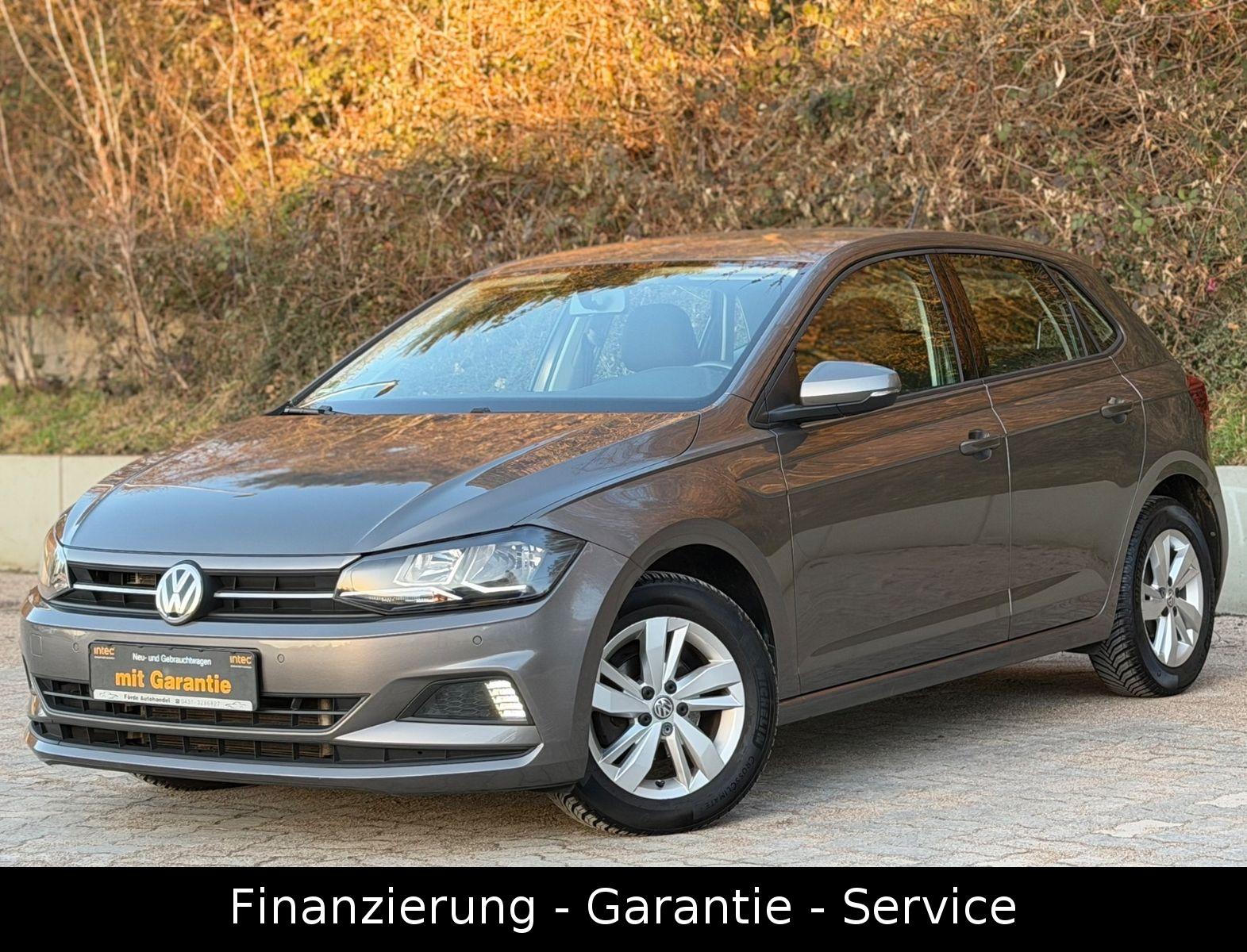 Volkswagen Polo VI DSG Comfortline/CARPLAY/PDC/1 HAND/TEMP