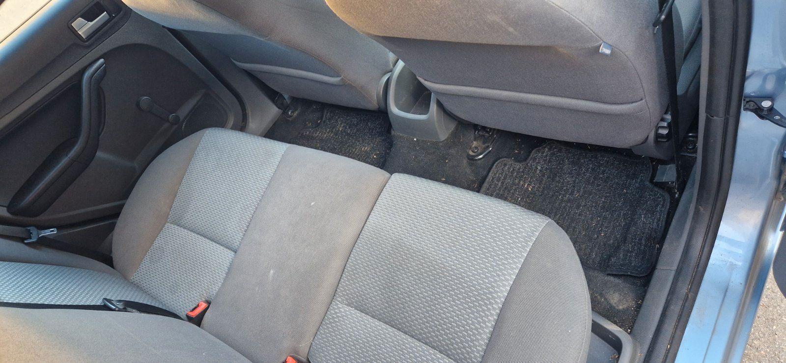 Ford Focus 2006 — engine 101 HP (74kW)