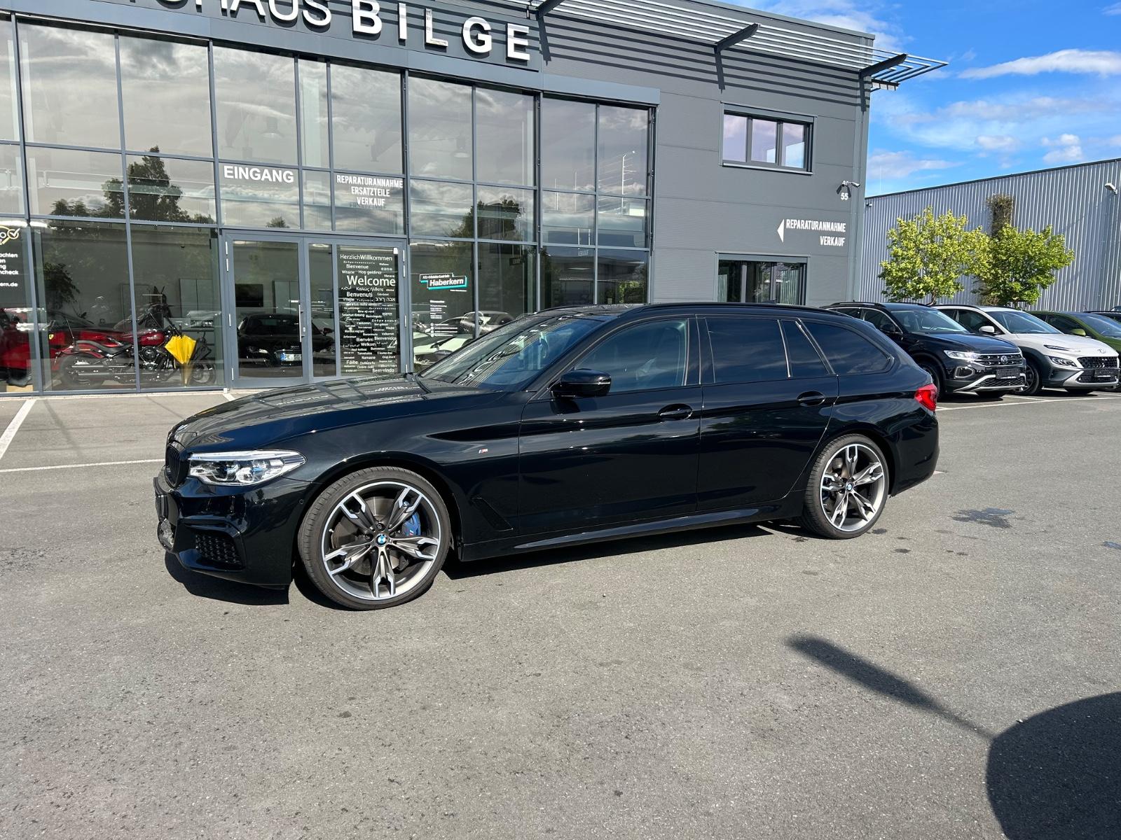 BMW M550 d xDrive/PANO/ACC/H&K++++