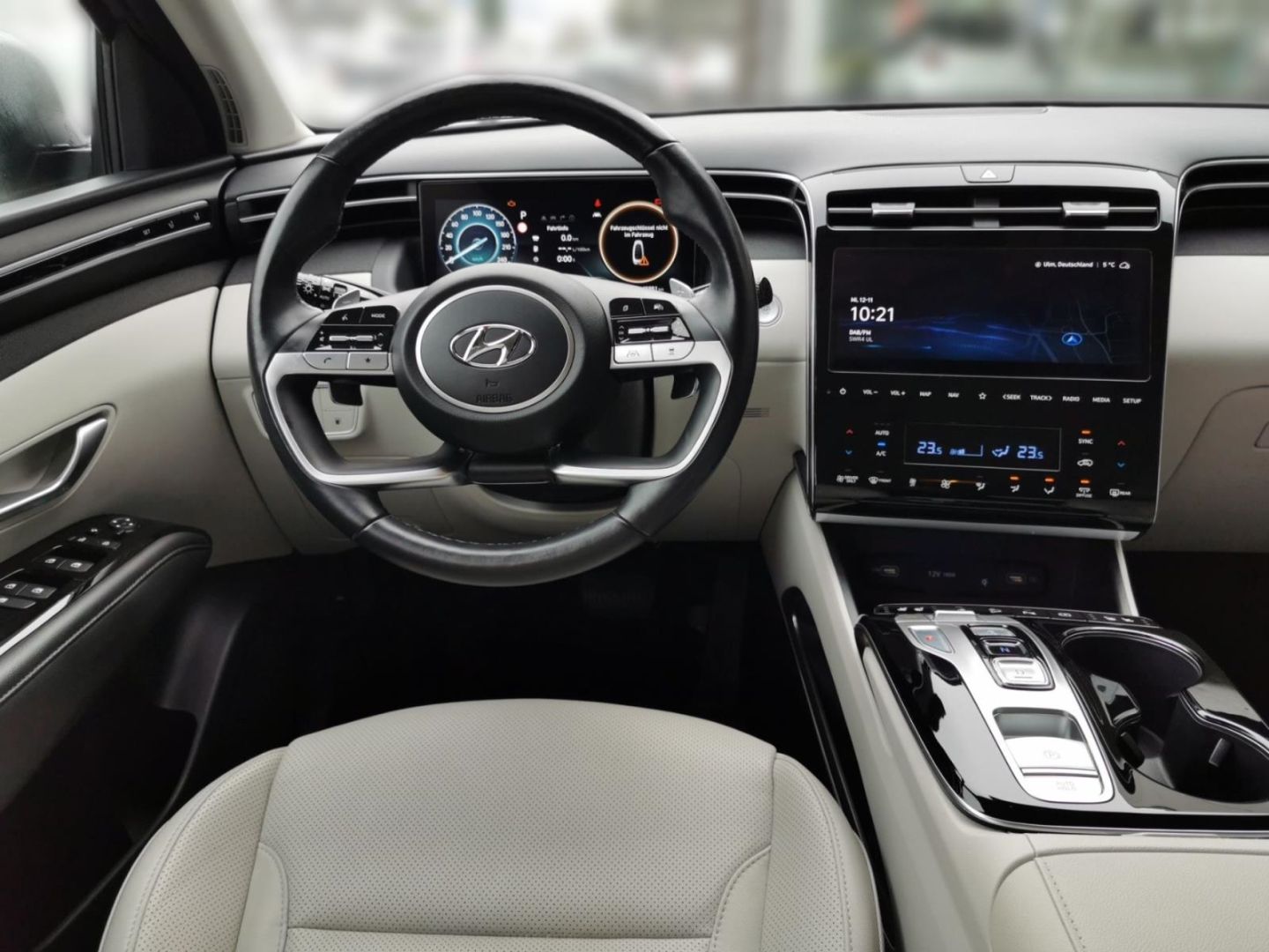 Fahrzeugabbildung Hyundai Tucson Prime Plug-In Hybrid 4WD AHK-abnehmbar Na