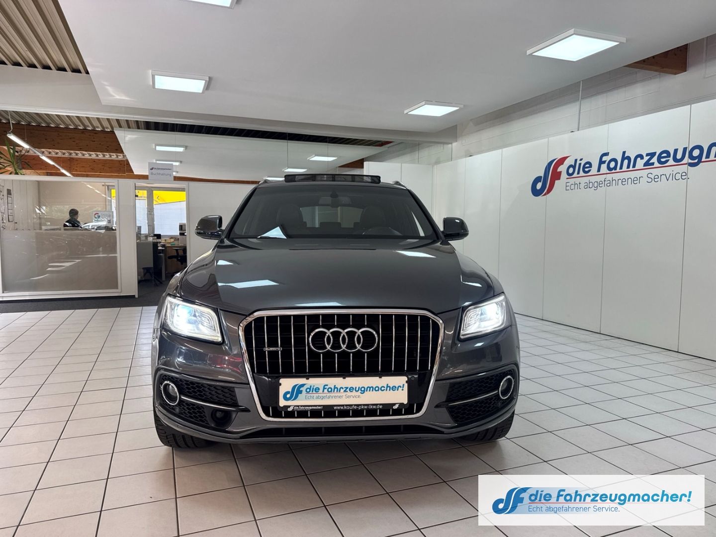 Fahrzeugabbildung Audi Q5 2.0 TDI quattro DPF clean diesel  S-line Spor