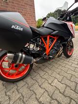 KTM 1290 Super Duke GT - KTM 1290 SUPER DUKE GT