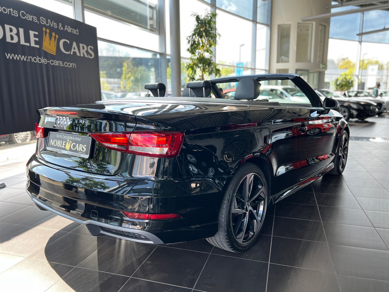 Fahrzeugabbildung Audi A3 Cabriolet 35 TFSI S line PDC XENON NAVI