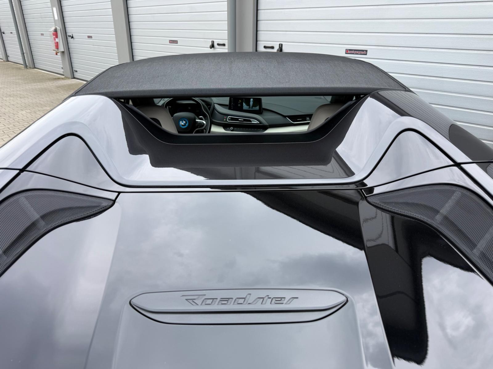 BMW i8 Roadster First Edition+limited+ONE / 200!!!