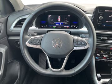 Volkswagen T-Roc Life 1.5 TSI Kam.+LED+Navi+SHZ+2xKlima+ACC