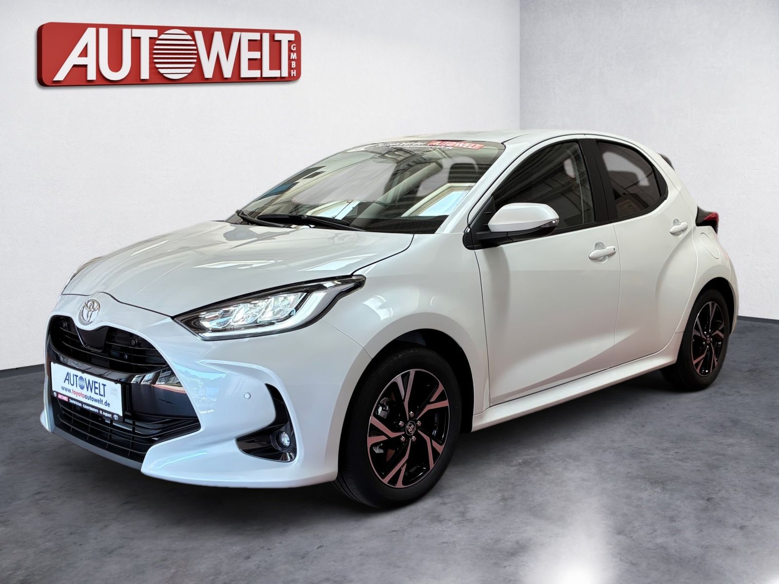 Fahrzeugabbildung Toyota Yaris 1.5 Teamplayer Safety P, Comfort P.