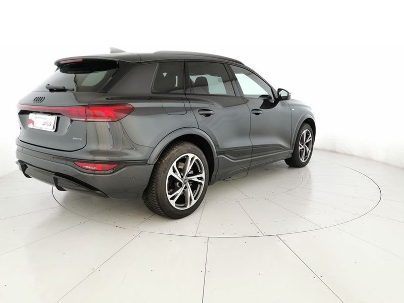Other Audi Q6 e-tron S line edition quattro 387cv imagem 3