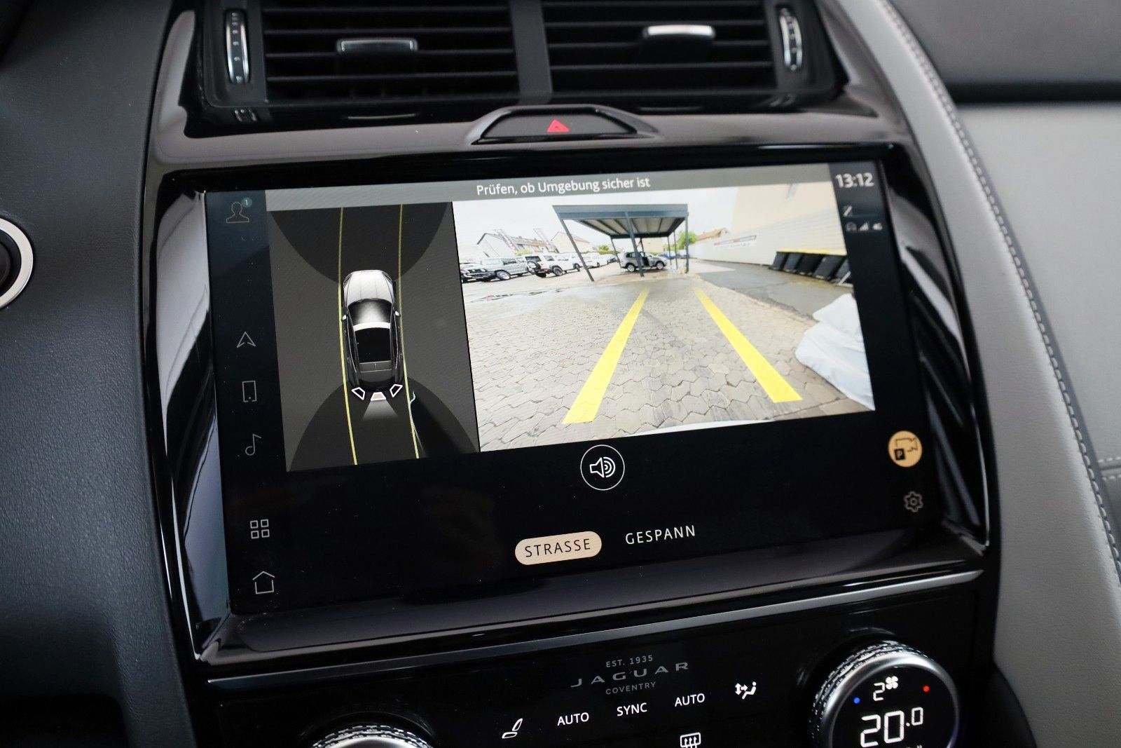 Fahrzeugabbildung Jaguar E-Pace R-Dynamic SE AWD,Navi,Kamera,ACC,AHK+WR
