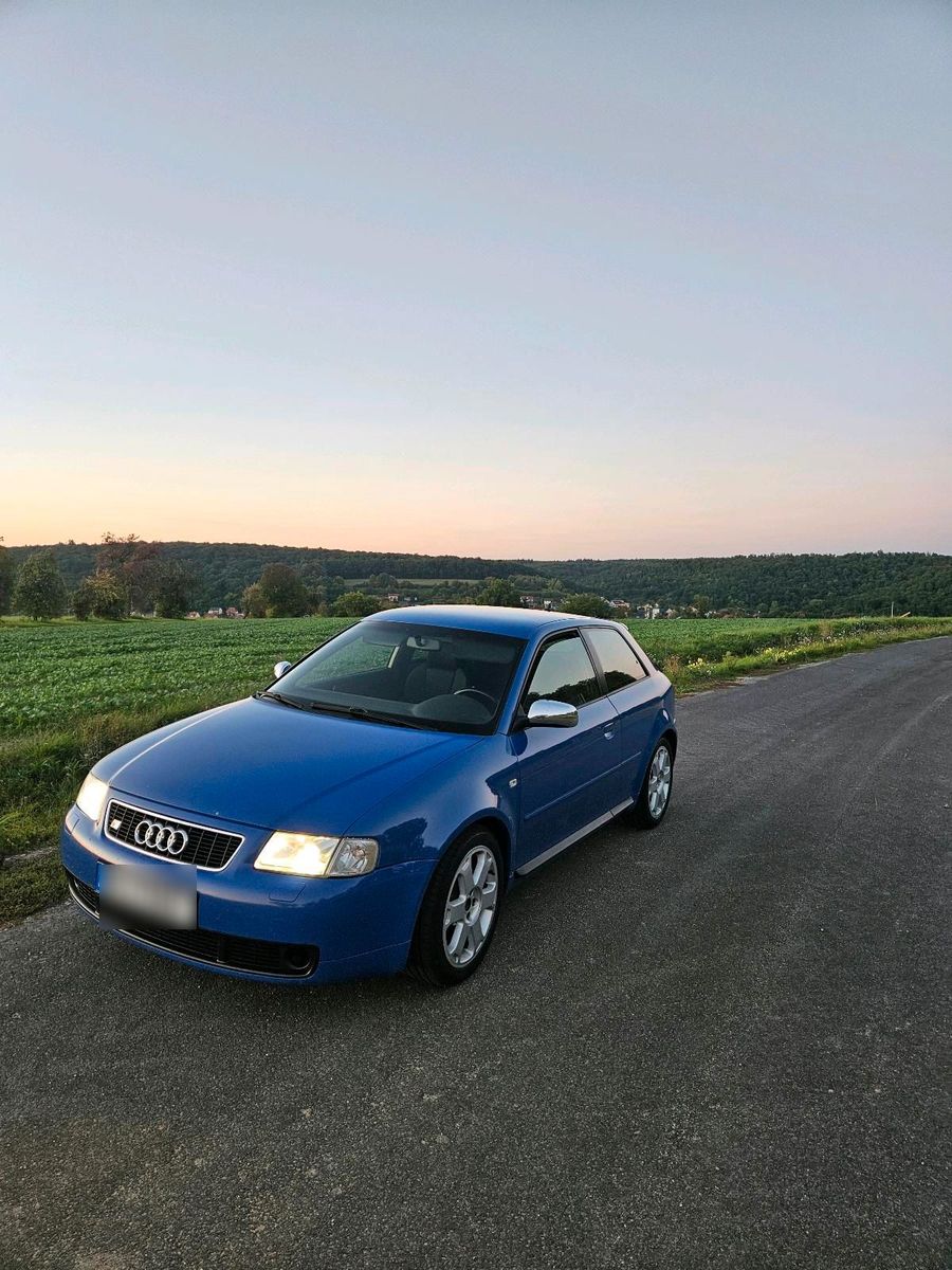 AUDI Audi S3 8L Sonderfarbe