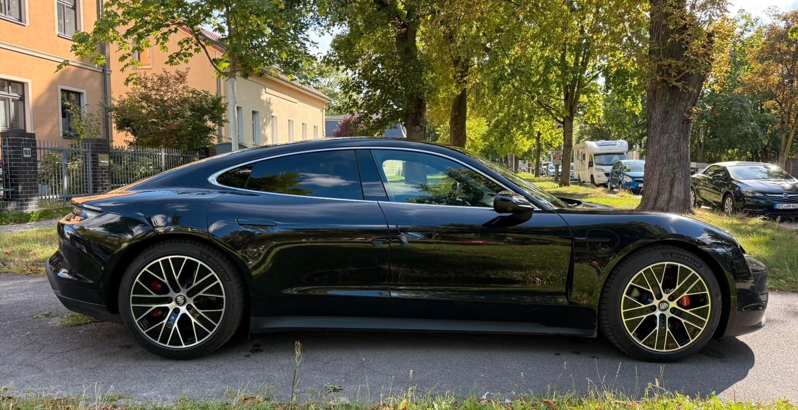 Porsche Taycan 4 S 360° Tageszulassung Neue TUV!