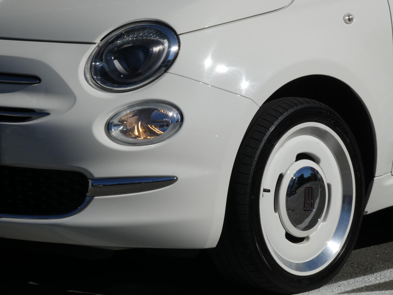 Fiat 500 Anniversario Glas-Schiebedach LED NAVI PDC