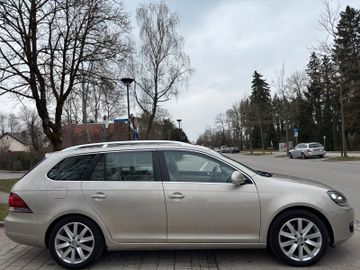 Volkswagen Golf - 6
