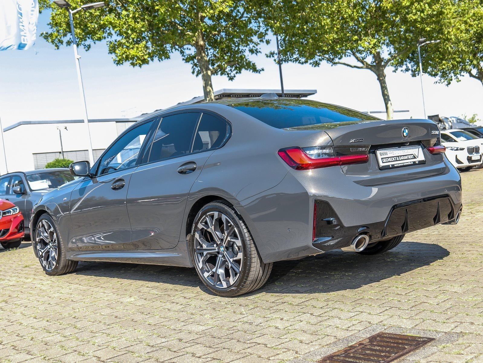 BMW 330 - Bild 7