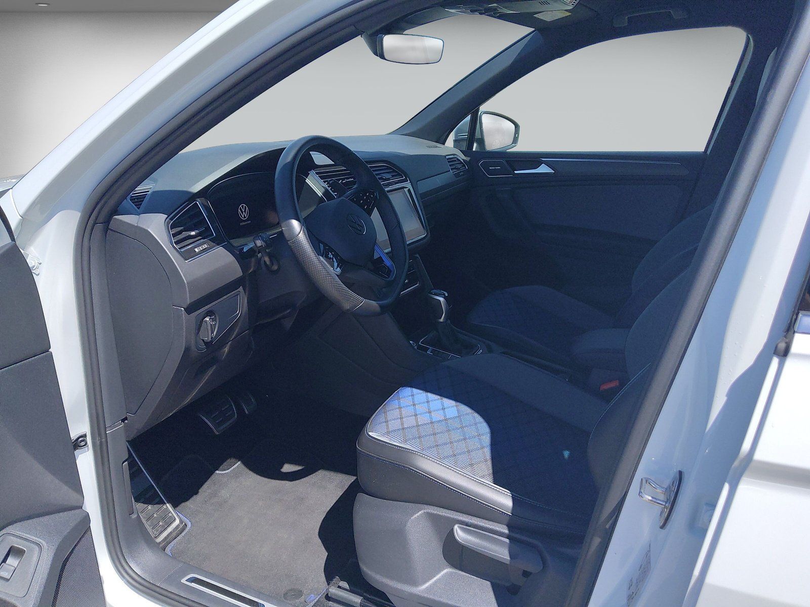 Volkswagen Tiguan - Bild 11