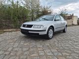 Volkswagen Vw Passat 1.8T Tüv Neu - Volkswagen Passat aus 1999