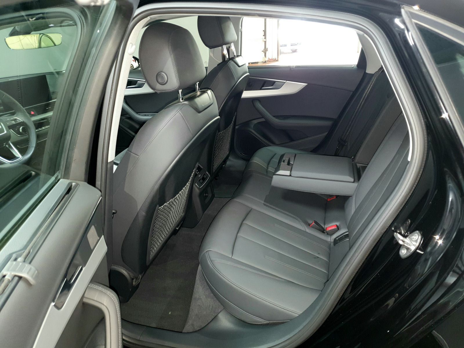Audi A4 Limousine advanced 45TFSI qu S tronic ACC LED foto 9
