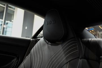 صورة مصغرة 13 لـ 2017 Aston Martin DB11