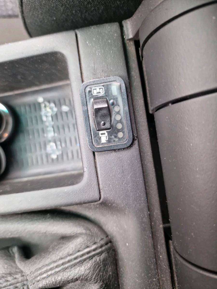 BMW 320 2004 — photo 7