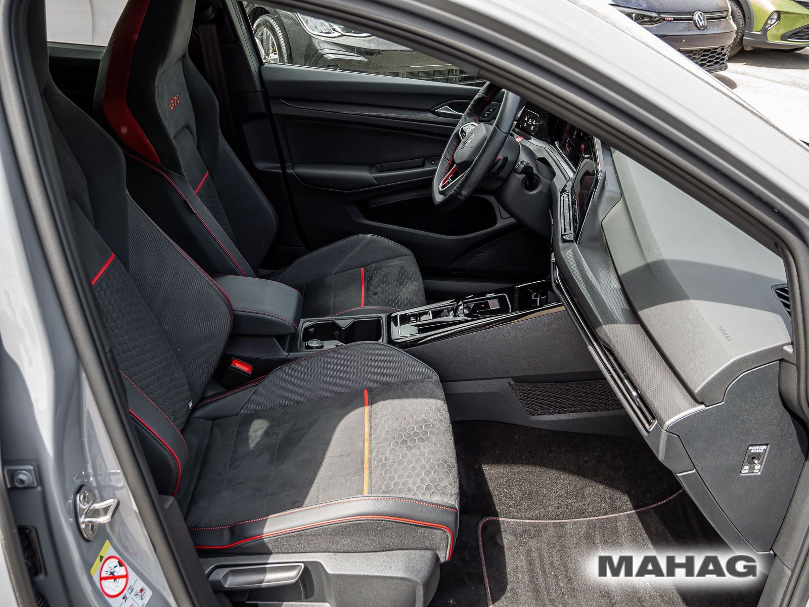 Volkswagen Golf VIII GTI Clubsport 2.0 TSI BlackStyle LED+ foto 13