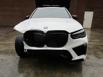 صورة 8 لـ 2023 BMW X5 M