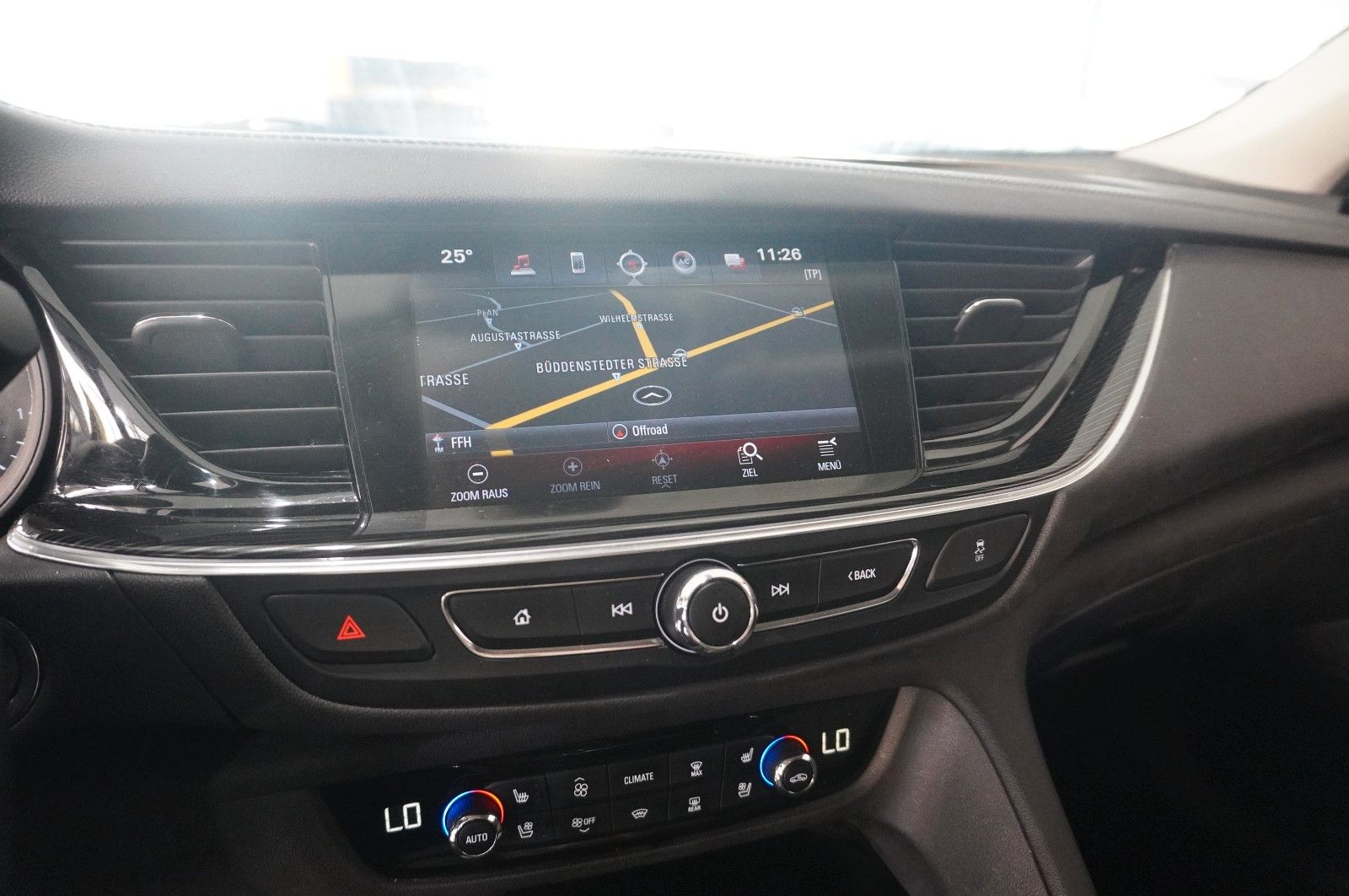 Fahrzeugabbildung Opel Insignia B ST 2.0D INNOV. 4X4 NAVI/LED/360°/HUD