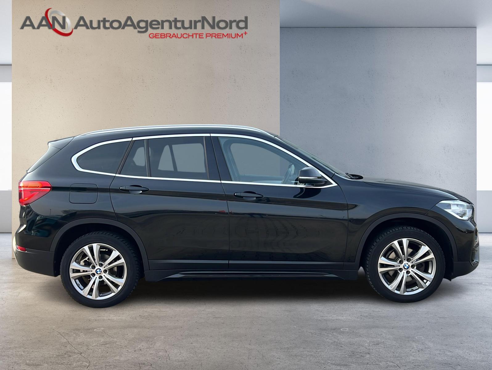 BMW X1 sDrive 18d Sport Line+ACC+AHK+HEADUP+LED+PANO