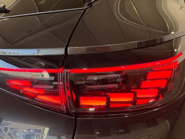 ID.4 PRO PERFORMANCE IQ.LIGHT+NAV+PANO+AR HUD+WP