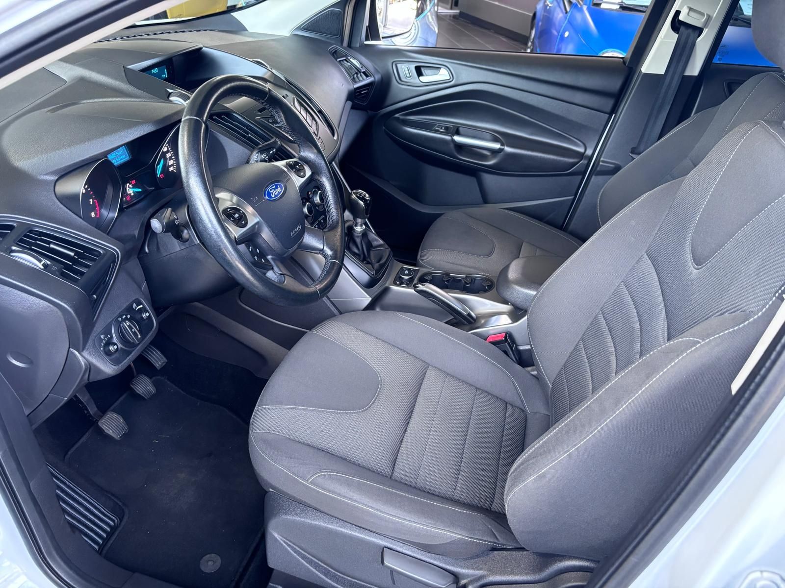 Fahrzeugabbildung Ford Kuga 1.5 EcoBoost Trend AHK KLIMA