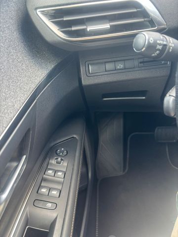 3008 GT-Line HDI *Full LED*18"*Keyless*Car-Play*