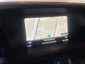 Alfa-Romeo Stelvio - 11