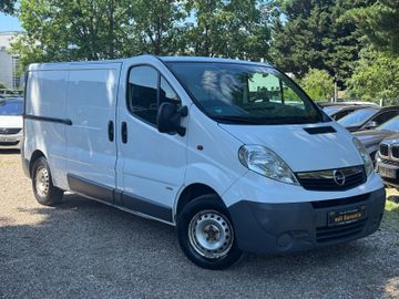 Opel Vivaro - 1