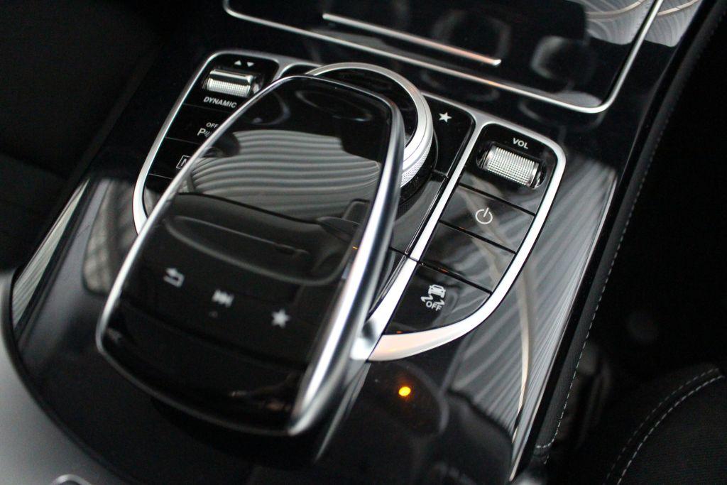 Mercedes-Benz GLC 220 d 4M AHK DISTRONIC LED Kamera COMAND SHZ