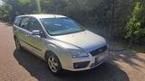 Ford Focus Kombi 1,6 Trend - Ford Focus aus 2007: Trend