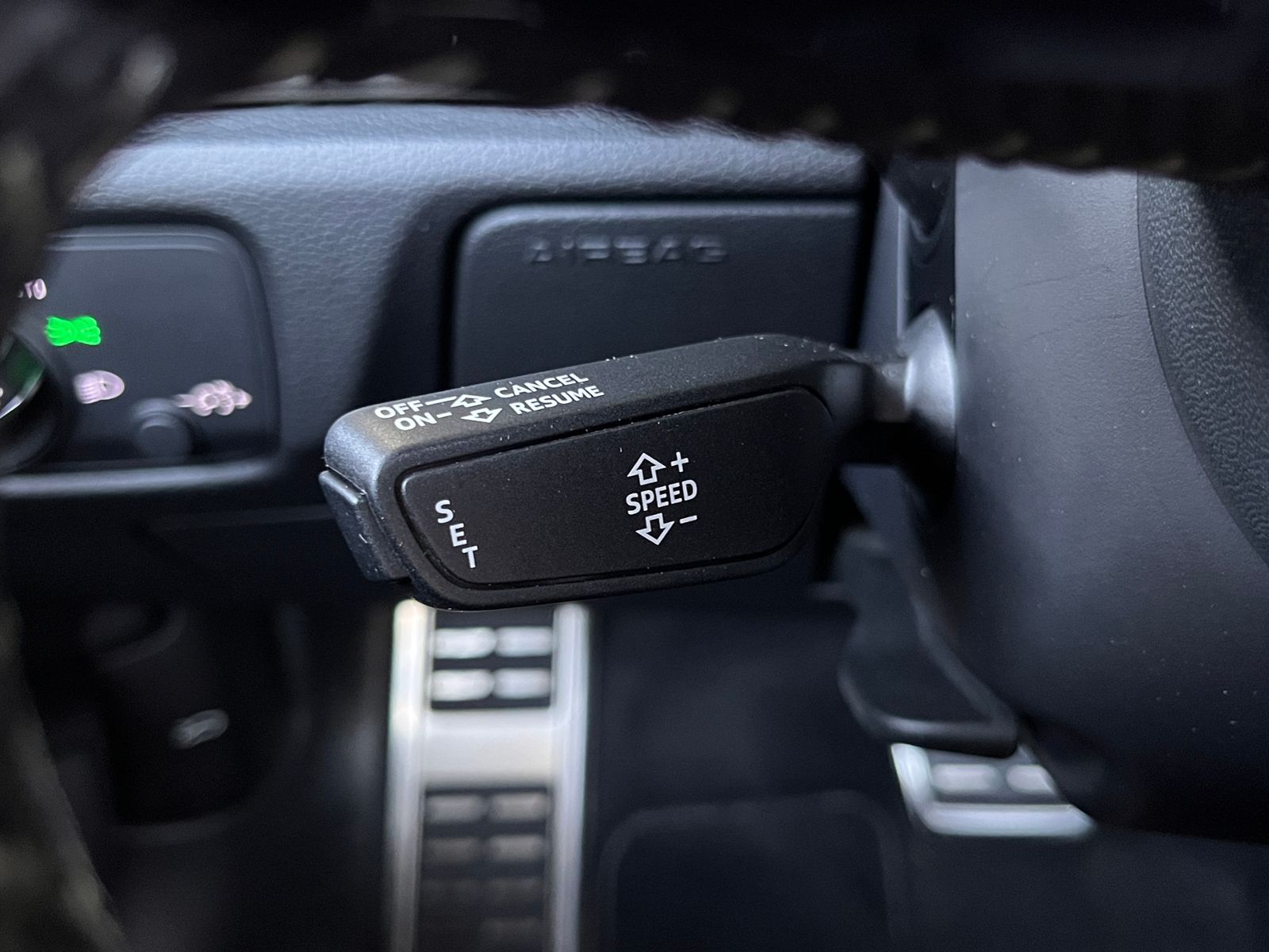 Fahrzeugabbildung Audi A3 Cabriolet 35 TFSI S line sport LED NAV PDC
