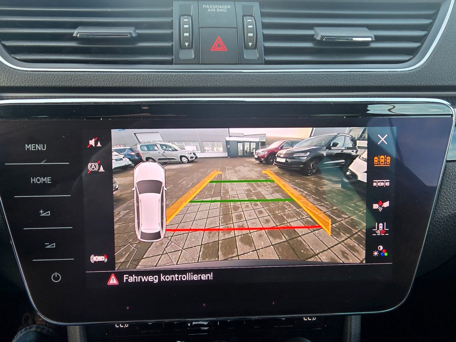 Skoda Superb Combi Sportline 4x4 LED ACC 4xSHZ foto 18