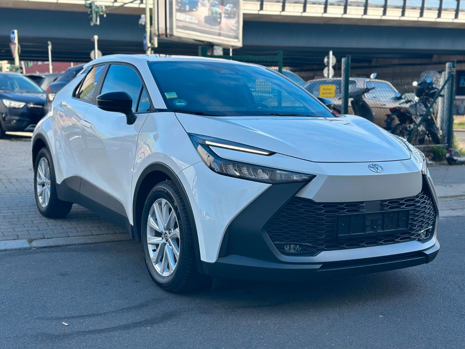 Toyota C-HR FLOW