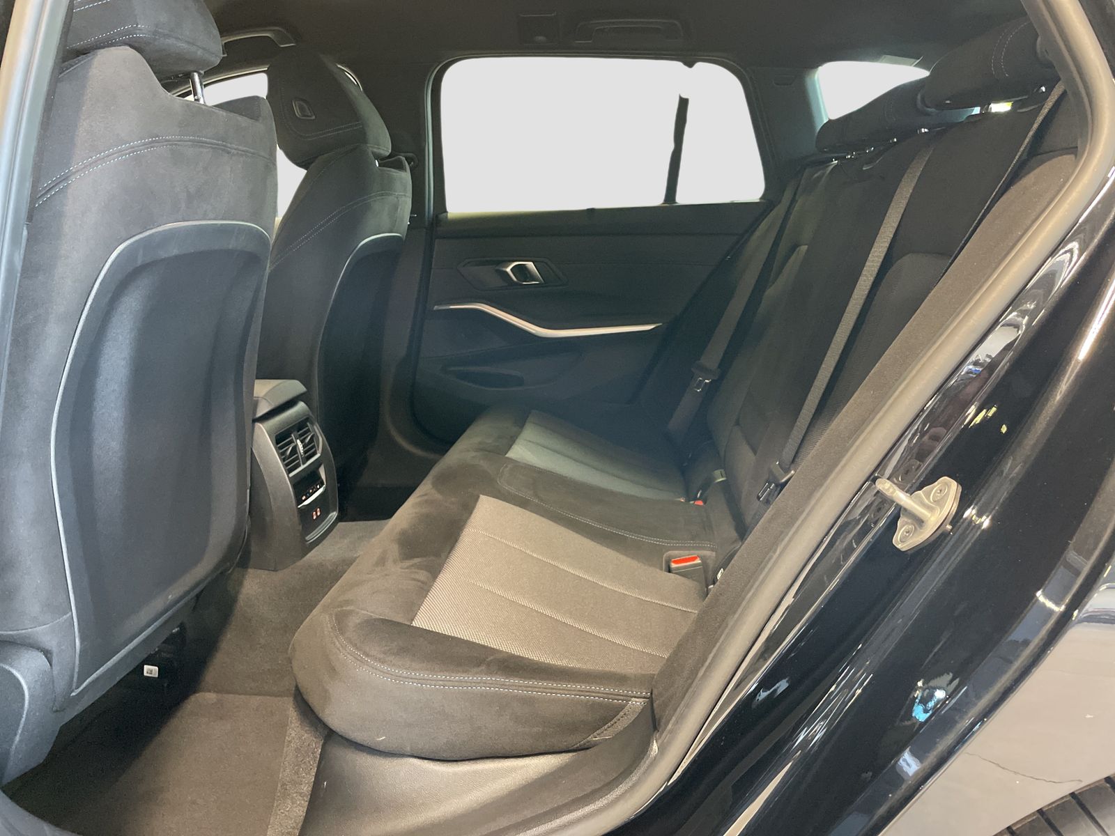 BMW 320 - Bild 13
