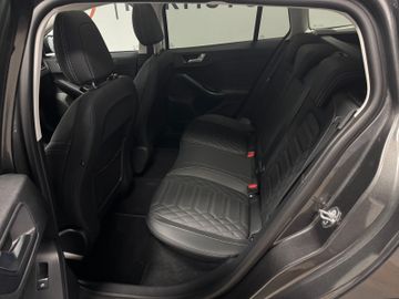 Ford Focus Turnier Active X Leder Pano HeadUp