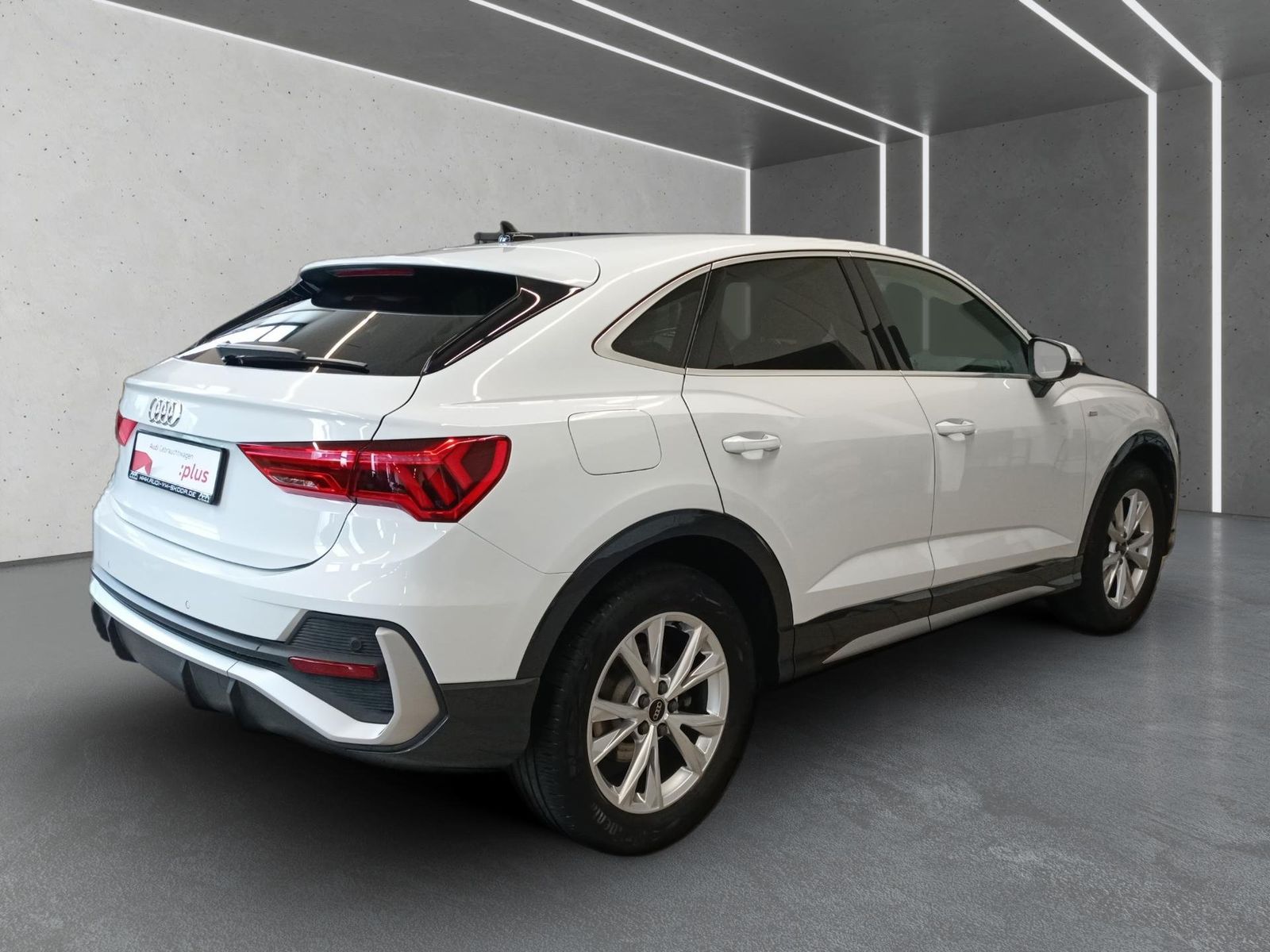 Audi Q3 Sportback TFSI S tr. S-Line AHK Navi ACC SHZ foto 4