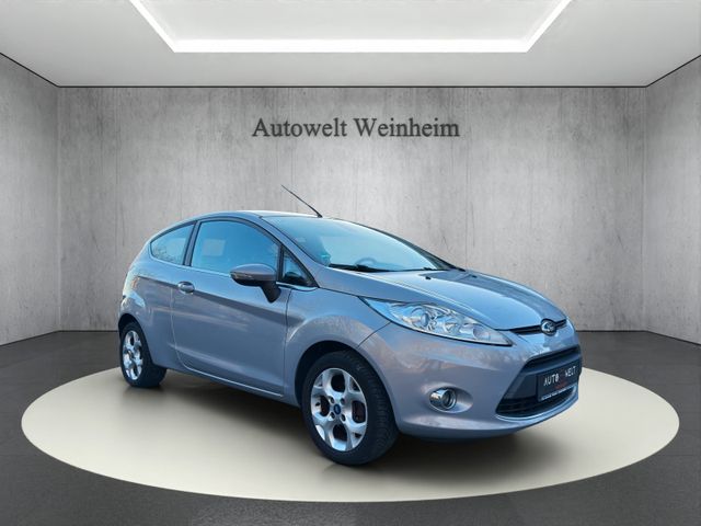 Ford FIESTA°TITANIUM°SITZHEIZUNG°USB°ALU°EINPARKHILFE