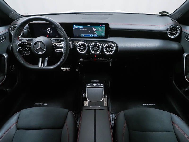 Fahrzeugabbildung Mercedes-Benz CLA 180 SB AMG+NIGHT+AHK+KAMERA+LENKRADHEIZ+