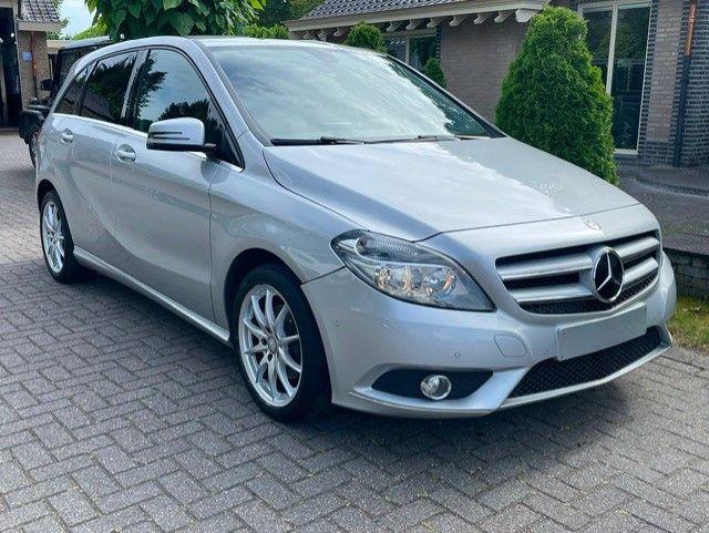Mercedes-Benz B 180 kamera NAVI PDC