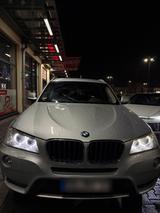 BMW X3 30d F25 - BMW 330 mit Diesel-Antrieb: Geländewagen, Automatik
