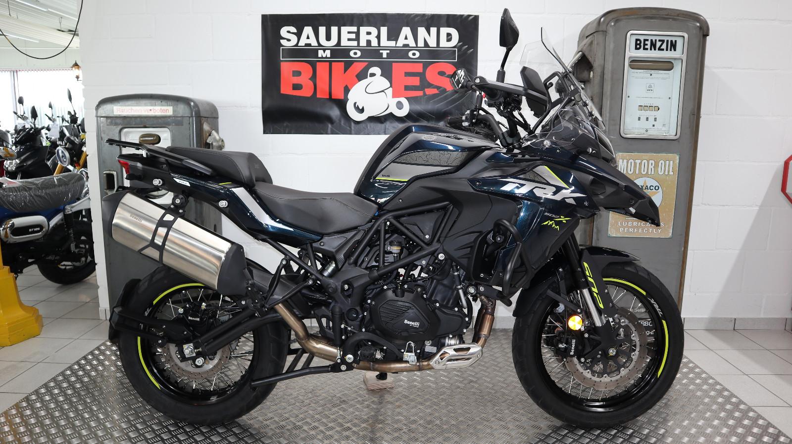 Benelli TRK 502 X  1.Hand